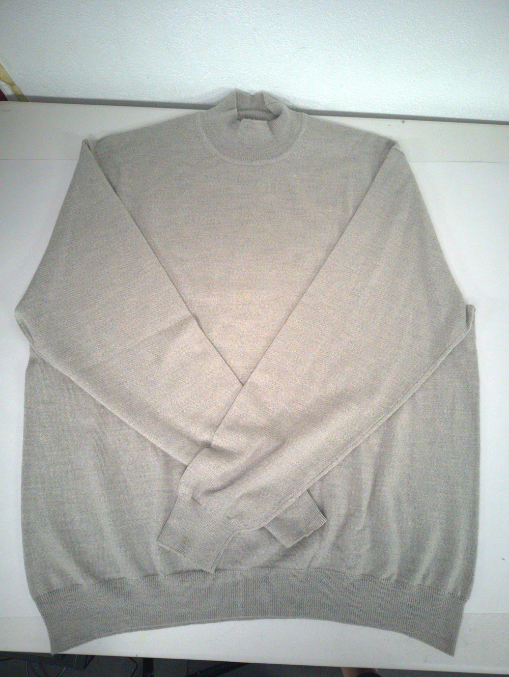 Vintage Alfani XL 100% Merino Wool Sweater Gray Made Australia Italian Wool